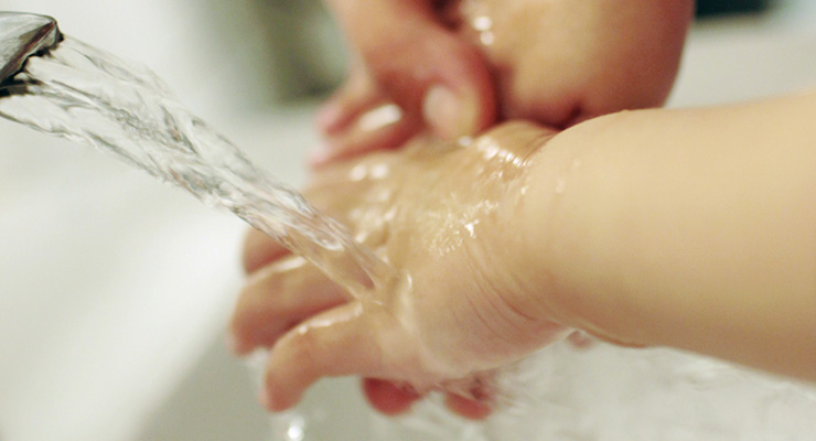 lavage mains enfants