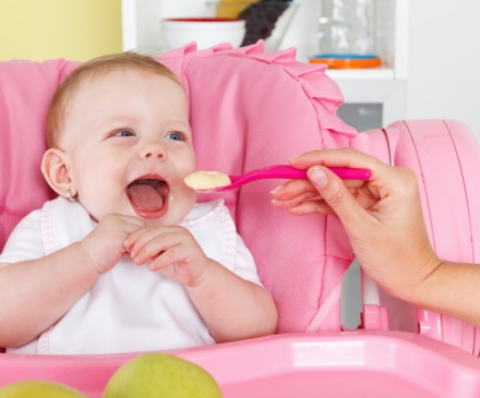 La préparation-des-repas-des bébés-par-assistante-maternelle