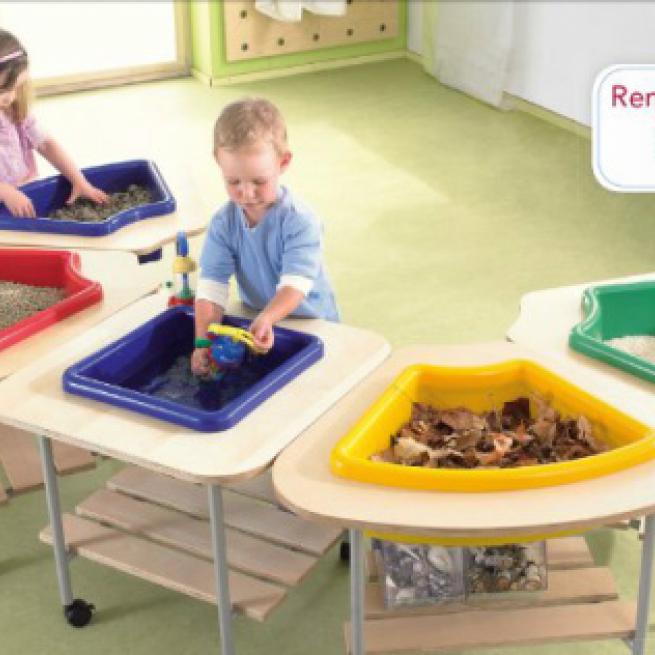 Bac de jeu sur roulettes de Haba