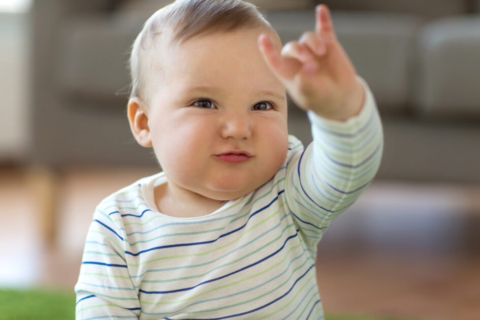 bébé-sourit